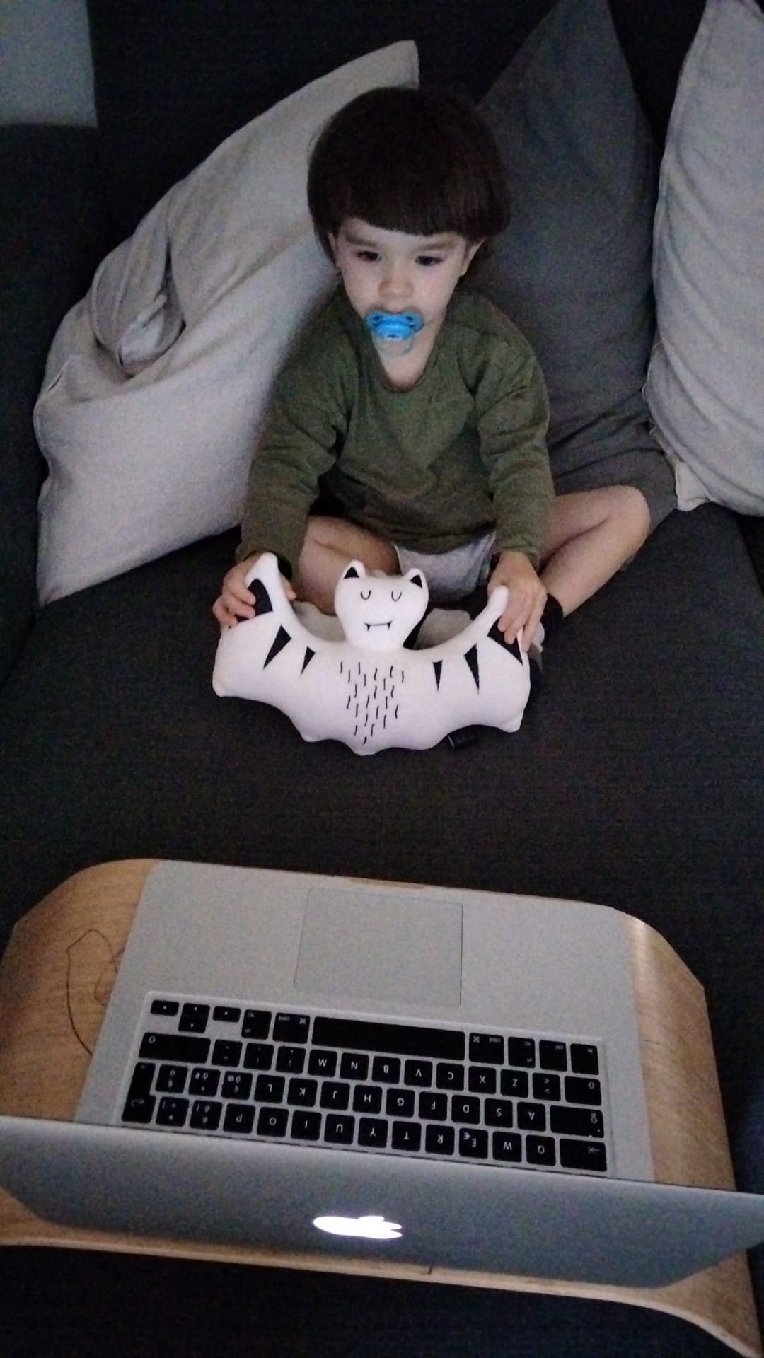 Perchรฉ รจ importante far dormire i bambini con il loro peluche? - La stanza nel bosco