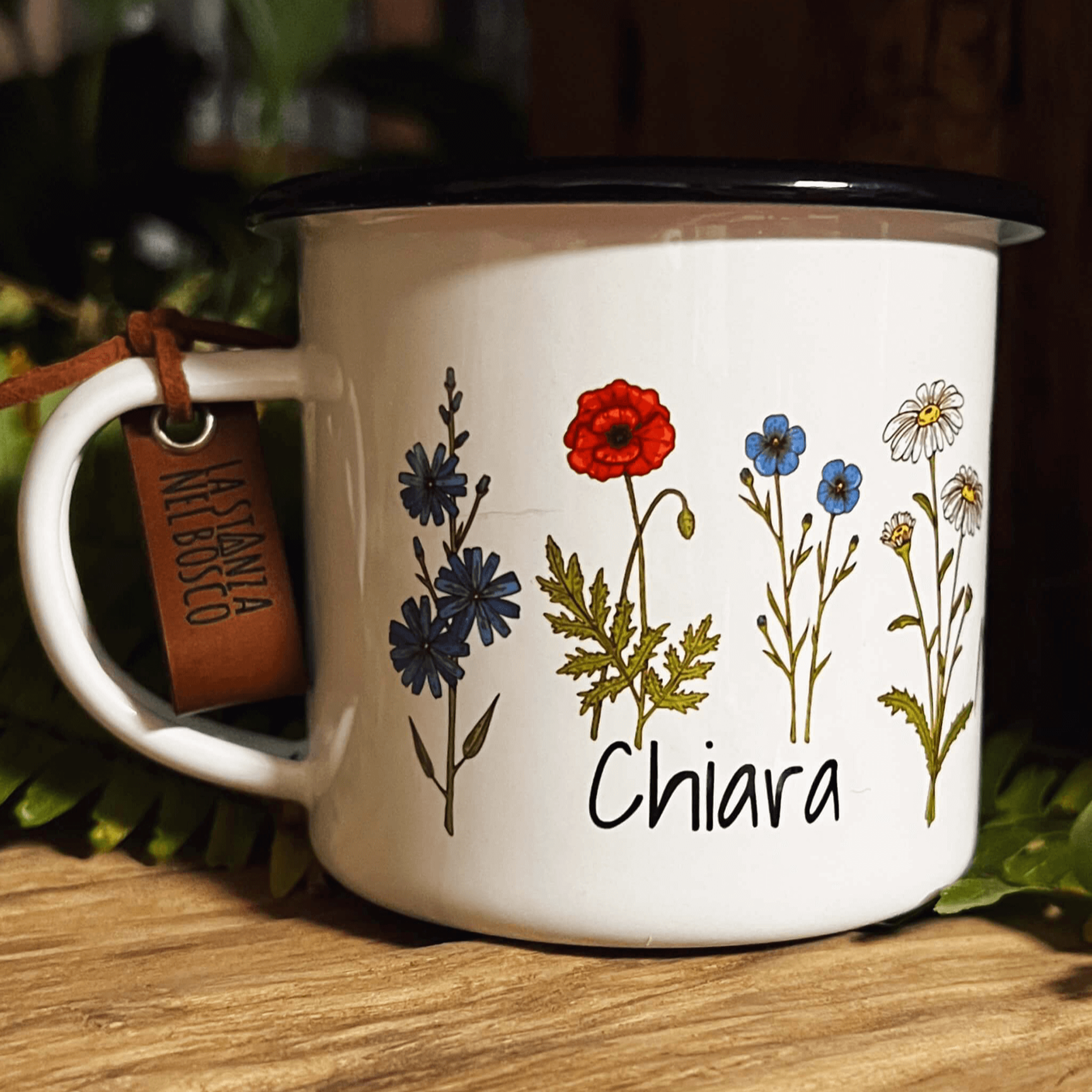 Tazza In Smalto Gift Republic Con Motivo Fiore Selvatico - Capacità Standard, Per Campeggio E Outdoor, Non Adatta A Microonde E Lavastoviglie