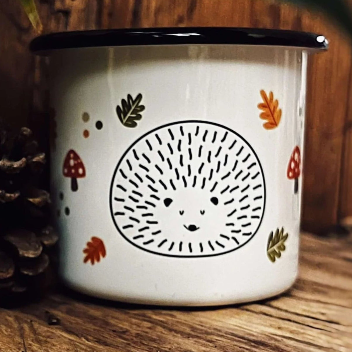 Riccio 🦔 - Tazza in metallo smaltato - La stanza nel bosco