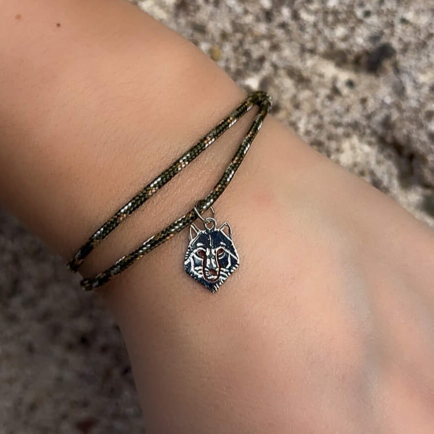 
                      
                        Lupo 🐺 - Bracciale animale guida
                      
                    