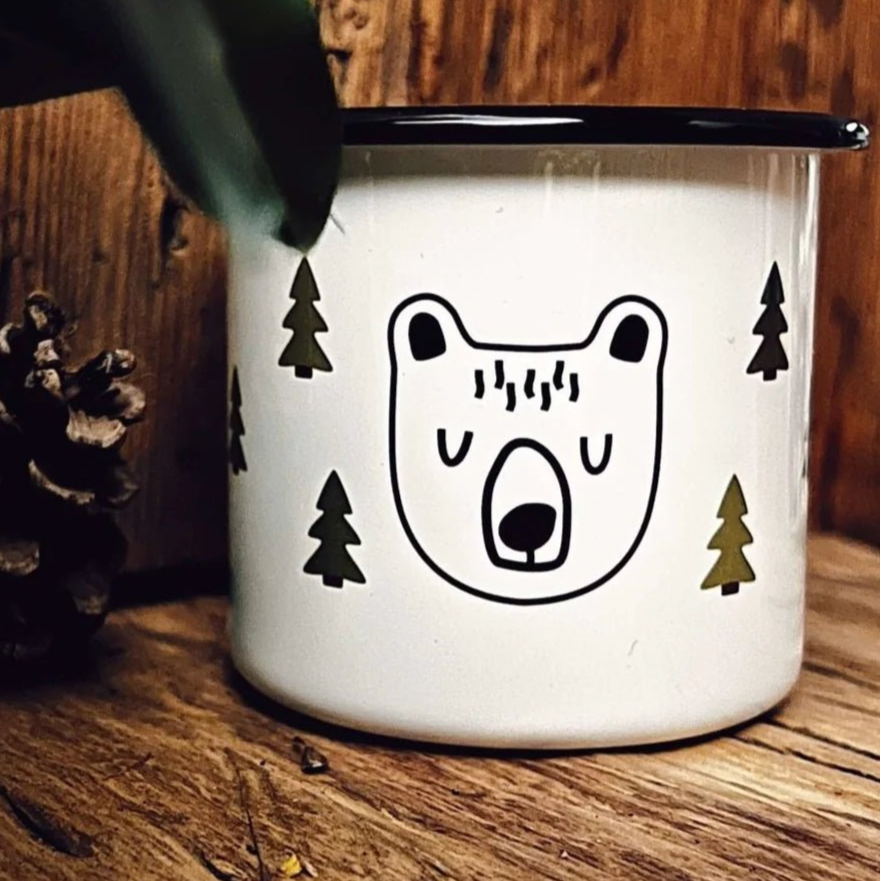 
                  
                    Orso 🐻 - Tazza in metallo smaltato - La stanza nel bosco
                  
                